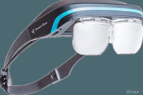 Dream Glass 4K Plus：一款把你脖子套进缆绳里的复古玩具